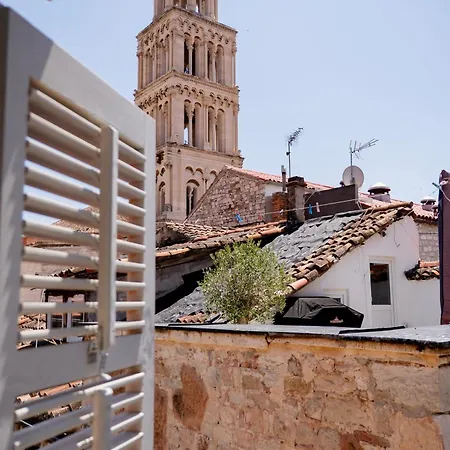 Lillium Heritage Luxury Diocletian's Palace krevet i doručak Split